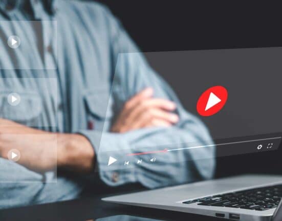 Por que os anúncios do YouTube na TV estão mais longos?